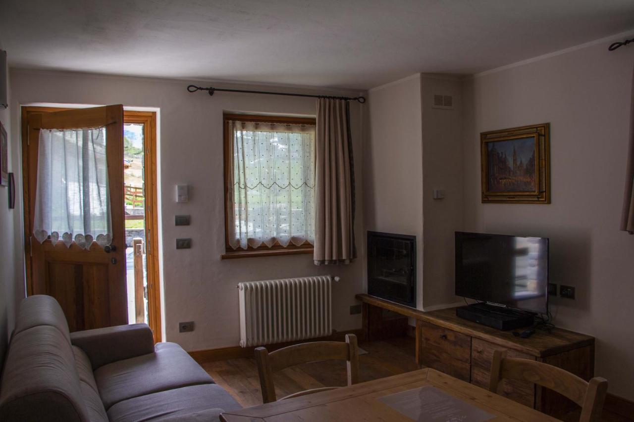 Apartment Maison Elegant 8 Breuil-Cervinia Extérieur photo