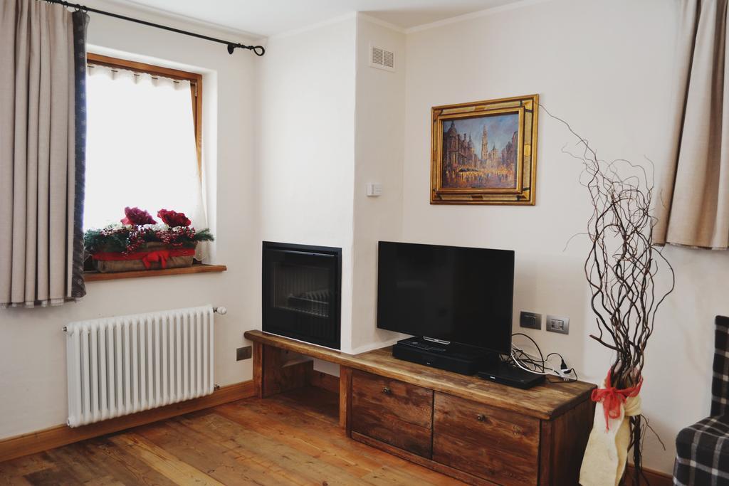 Apartment Maison Elegant 8 Breuil-Cervinia Extérieur photo